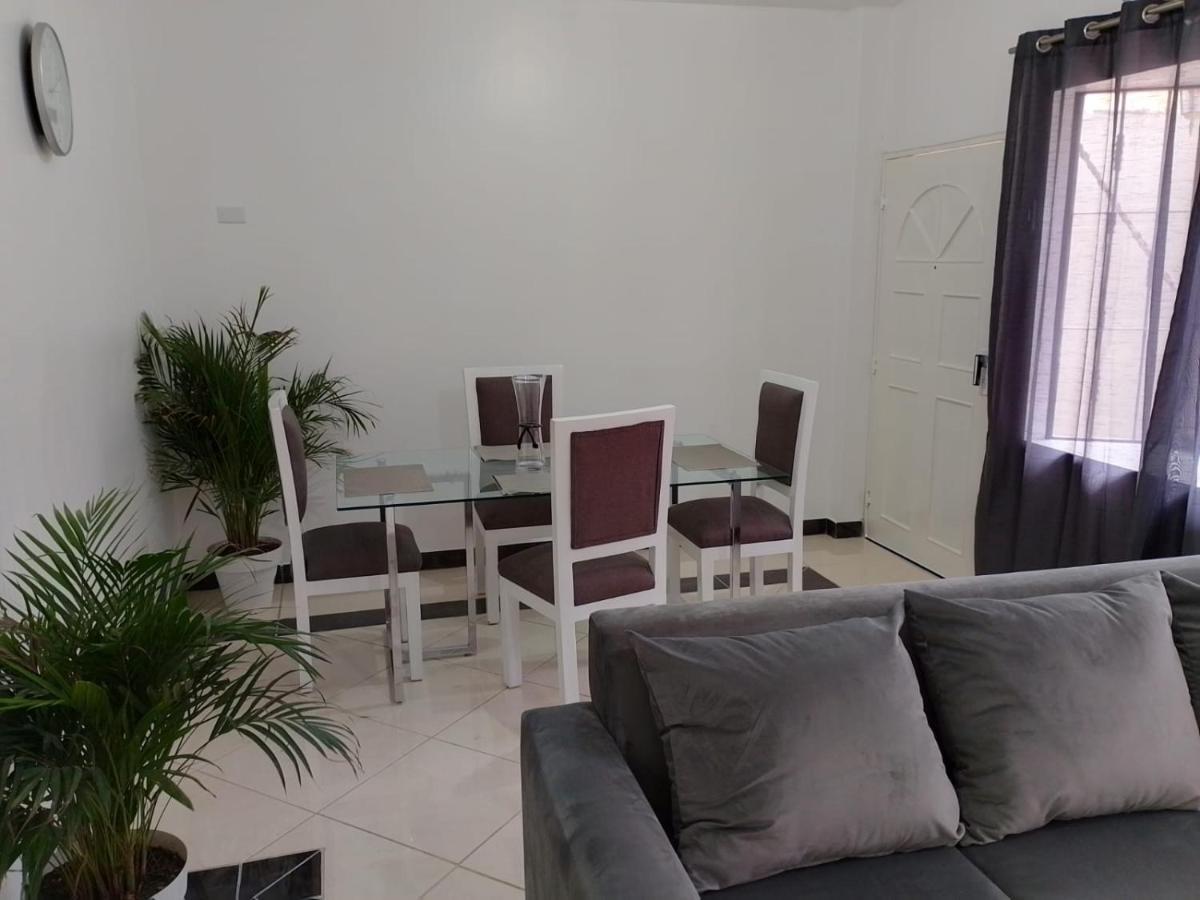 Comfortable 3-Bedroom Apartment, Close To The American Consulate Guayaquil Exterior foto