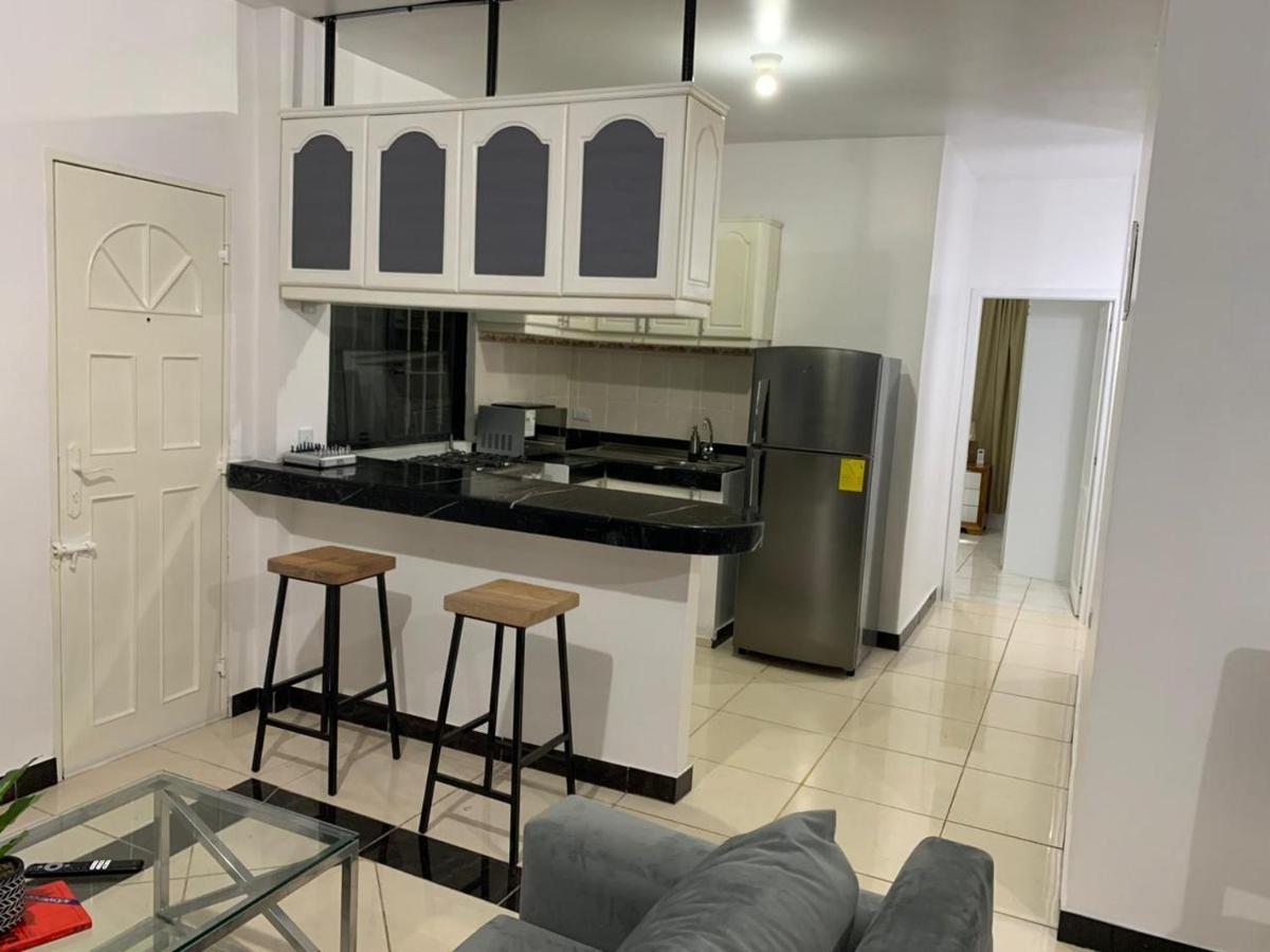 Comfortable 3-Bedroom Apartment, Close To The American Consulate Guayaquil Exterior foto